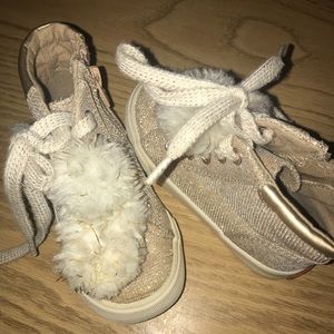 Toddler girls cute gold sparkly sneakers!